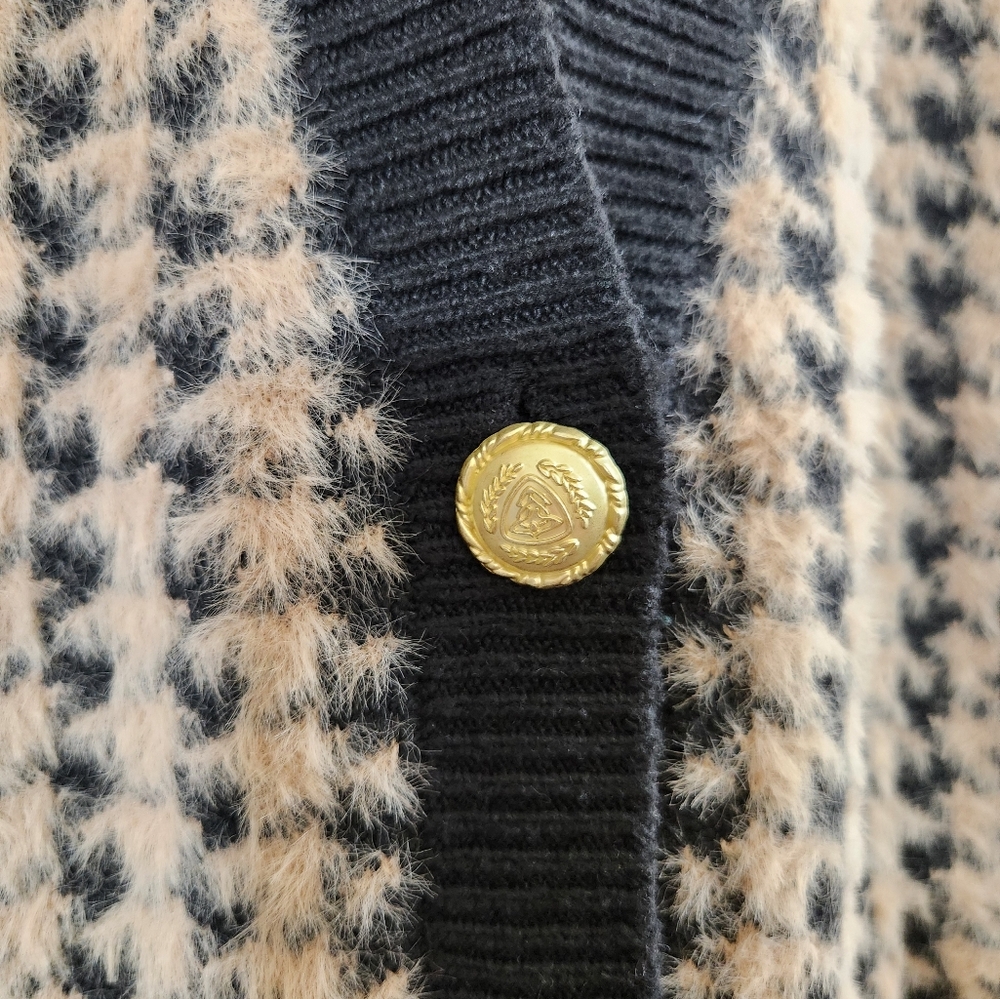 Tahari Black and Tan Checkered Cardigan - Picture 5 of 7